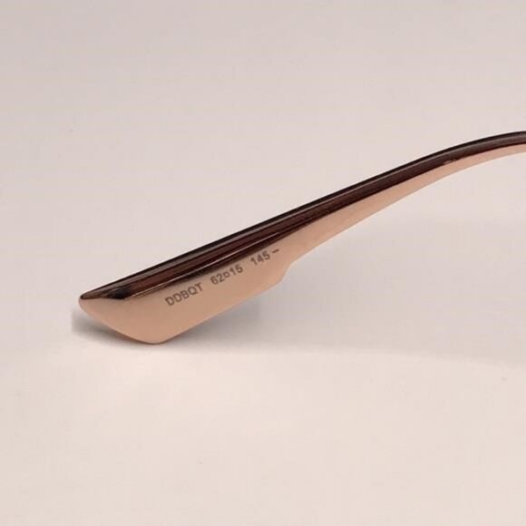 Stylish Black and Gold Sunglasses - Picture 3 of 13